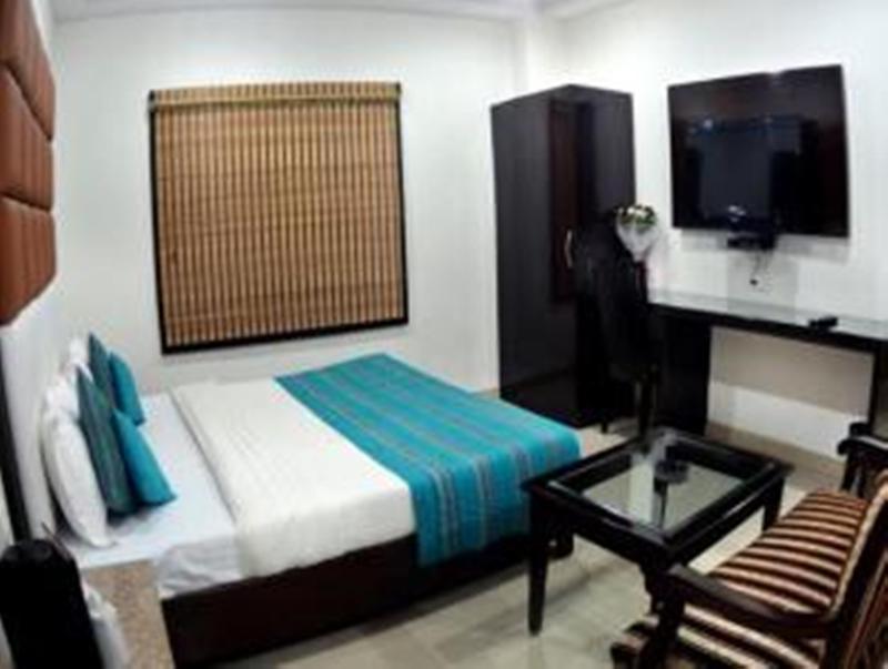 Hotel Mohan International Yeni Delhi Dış mekan fotoğraf