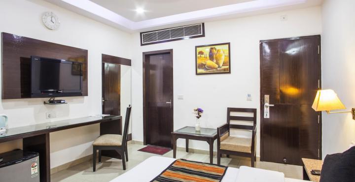 Hotel Mohan International Yeni Delhi Dış mekan fotoğraf