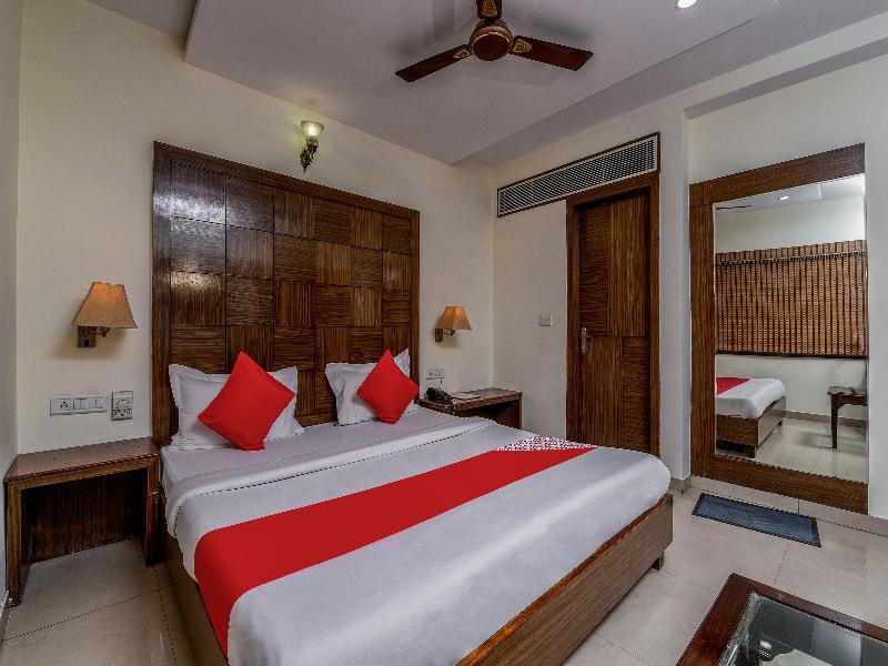 Hotel Mohan International Yeni Delhi Dış mekan fotoğraf